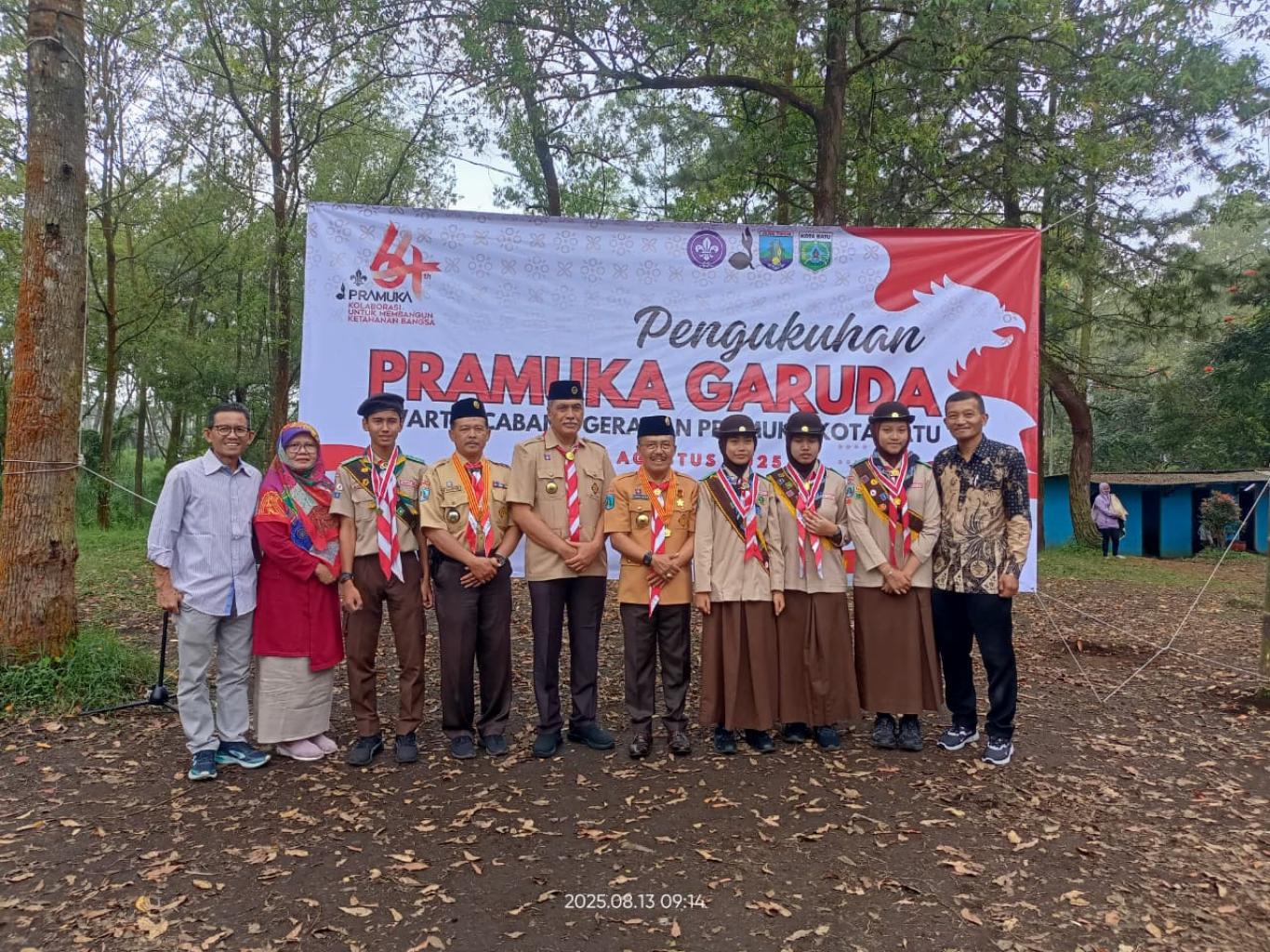 Pengukuhan Pramuka Garuda Penegak MAN Kota Batu Dihadiri Orang Tua Siswa