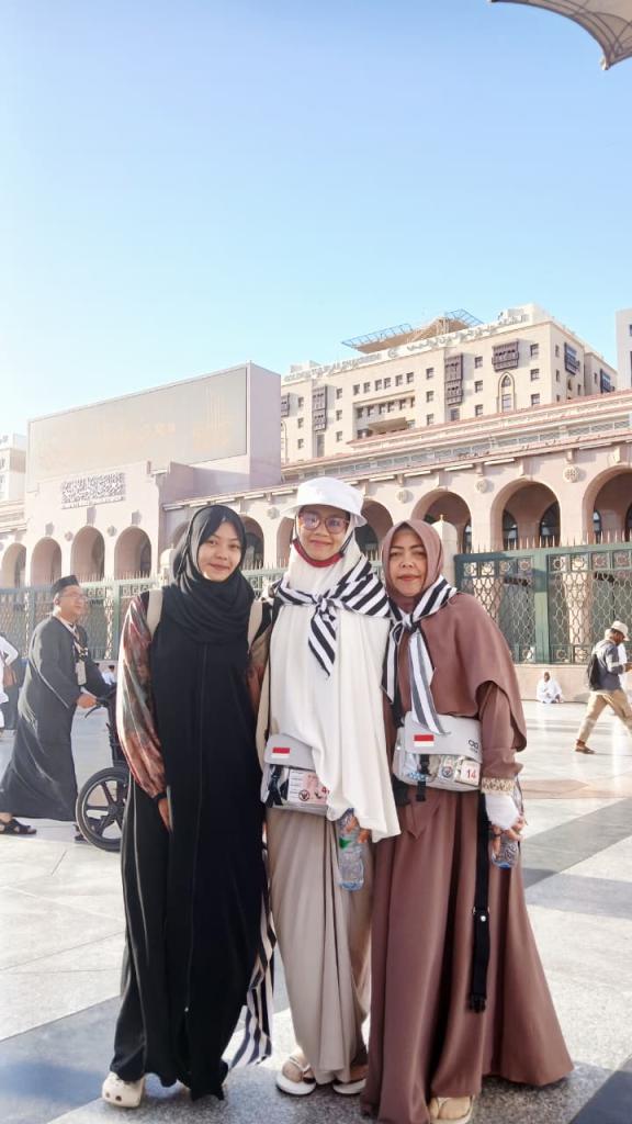 Penuhi Panggilan Baitullah di Usia 17 Tahun, Lelyana Arifa (XI-I) MAN Kota Batu Jadi Jemaah Haji Termuda Asal Kota Batu 2026